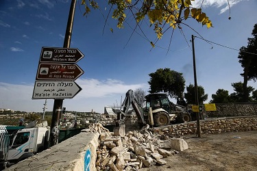 Israel Hancurkan Salah Satu Kuburan Muslim Tertua Dekat Masjid Al-Aqsa
